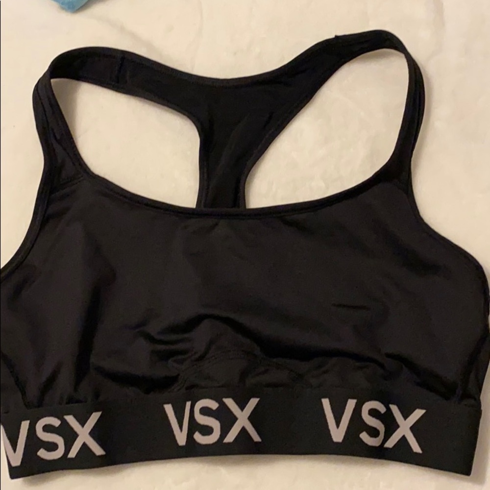 VS Black Sports Bra